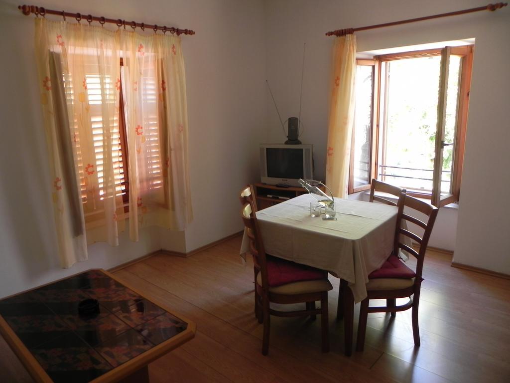 Apartments Riva Đảo Pag Phòng bức ảnh